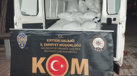 Kayseri'de 1 ton 450 kilogram kaçak tütün ele geçirildi: 1 tutuklama