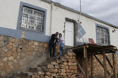 İlik kanseri ve görme engelli Nisanur, müzikle yaşama tutunuyor / Ek fotoğraflar