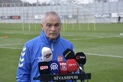 Rıza Çalımbay: Her maç final