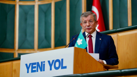 Arıkan, Babacan ve Davutoğlu, grup toplantısında konuştu