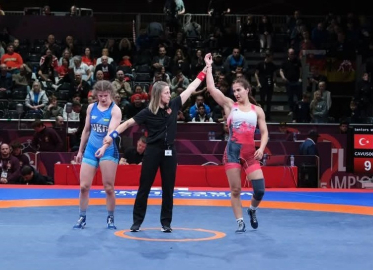 Büyük Kadınlar Avrupa Güreş Şampiyonası'nda ilk gün 4 madalya