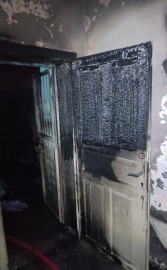 Müstakil ev yangında kullanılamaz hale geldi