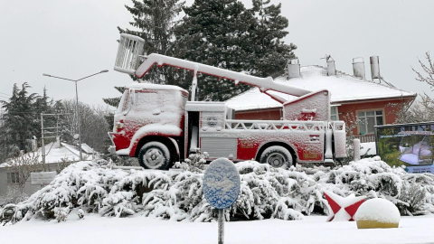 Bolu'da nisanda kar yağışı
