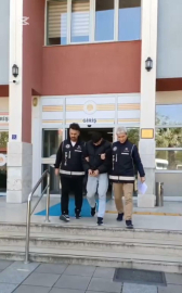 Evden ziynet eşyası çalan şüpheli 3 saatte yakalandı