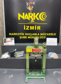 Otomobilde uyuşturucuyla yakalanan 4 şüpheli tutuklandı