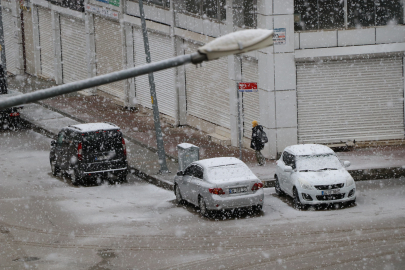Van'da kar yağışı