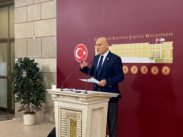 İYİ Partili Çömez: Hukuk devletinin tesisini istiyorsanız AYM kararlarına uyacaksınız