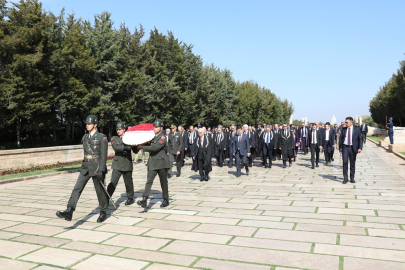 Anayasa Mahkemesi heyeti, Anıtkabir'i ziyaret etti