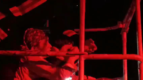 Apartmanın bodrum katındaki yangında mahsur kalanları itfaiye kurtardı: 3 kişi dumandan etkilendi