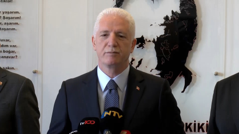 İstanbul- Vali Gül: Okullarımızın hiçbiri depremden dolayı hasar almadı / Geniş haber