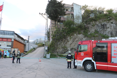 Samsun’daki heyelan bölgesinde ikinci heyelan: 5 katkı bina tedbir amaçlı tahliye edildi