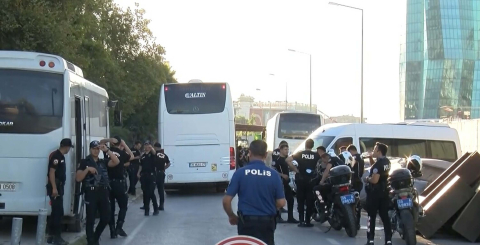 İzmir'deki 'yolsuzluk' operasyonu; Tunç Soyer ve bazı şüpheliler adliyede