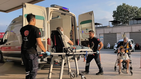 Bursa’da iki otomobil çarpıştı: 1’i ağır 4 yaralı