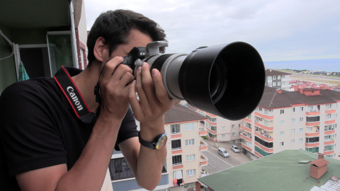 Üniversiteli Alperen'in uçak tutkusu; balkondan kuleye hayali peşinde