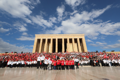 Anıtkabir’e LÖSEV'den 100 bin kişilik ziyaret