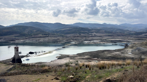 Naip Barajı'nda su seviyesi yüzde 1'in altına düştü