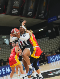 Beşiktaş BOA - Athinaikos Qualco: 87-84