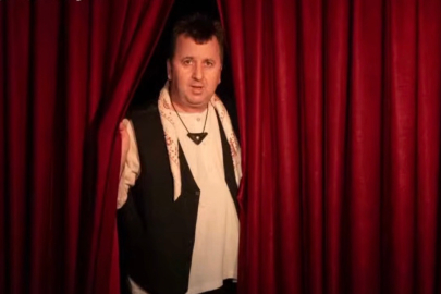 Evde Tiyatro Dönemi Başladı.!!