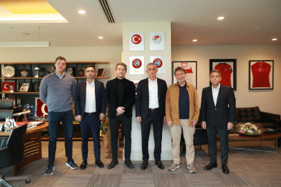 TFF Başkanı Hacıosmanoğlu'ndan Göztepe'ye övgü