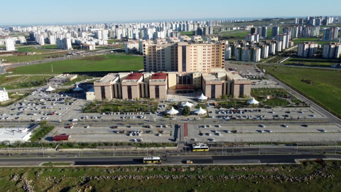 Hastanede reçete toplayıp, hastaları eczaneye yönlendiren 4 kişi hakkında dava açıldı