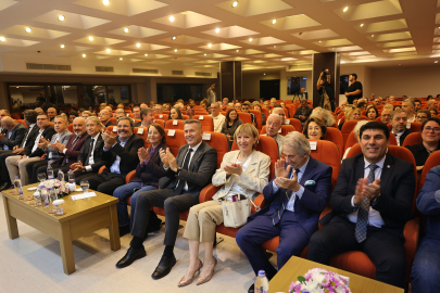 ‘Mersin Kenti Edebiyat Ödülü’, Ahmet Ümit’in