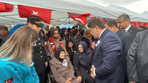 Şehit Astsubay Kıdemli Başçavuş Özcan memleketi Karabük'te toprağa verildi / Ek fotoğraflar