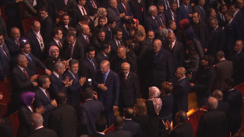 İstanbul - Cumhurbaşkanı Erdoğan İlim Yayma Ödülleri Töreni’nde konuşuyor -1