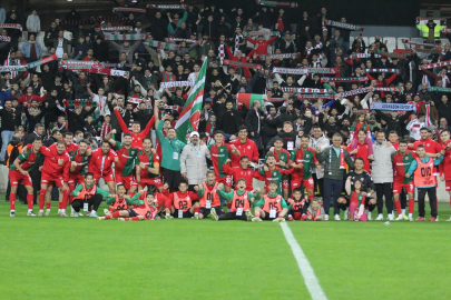 Karşıyaka ve Eskişehirspor'dan karşılıklı bilet jesti