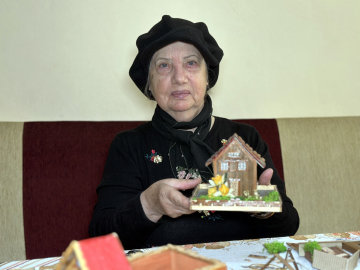 İnşaat ustası babasının yaptığı eski Edirne evlerini, rölyefle buluşturdu