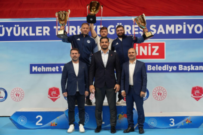 Büyükler Serbest Güreş Türkiye Şampiyonası sona erdi: Ankara ASKİ zirvede yer aldı