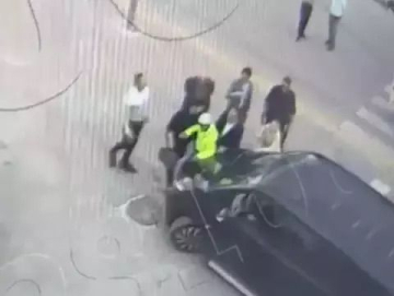 CHP'li Beker'in şoförüne verilen cezanın gerekçesi: Silah sayılan aracı polisin üzerine sürdü