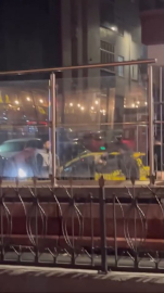 İstanbul- Sultangazi’de taksi şoförü cadde ortasında darbedildi