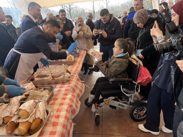 Kağıthane'de Geleneksel Balık Ekmek Festivali gerçekleştirildi
