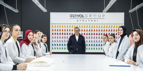 Bursa'daki kız meslek lisesinde bulunan atölye yenilendi