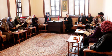 Erzurumlu kadınların 10 yıllık kitap buluşması