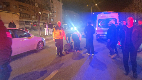 Bursa- Yalova karayolunda motosiklet yayaya çarptı: 2 yaralı