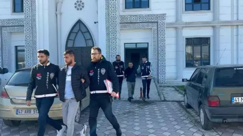 Okul bahçesindeki cinayetin sanığı ile babası ve nişanlısına hapis