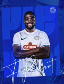 Çaykur Rizespor, Haitili santrafor Frantzdy Pierrot'u kiralık olarak kadrosuna kattı