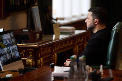 Zelenskiy: Kiev'de 1400'den fazla apartman ısıtmasız kaldı