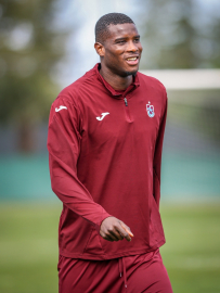 Bordo-mavililer taktik çalıştı