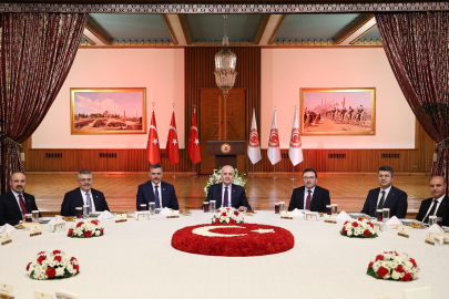 Kurtulmuş: Nihai raporun takdimiyle birlikte meclis olarak tarihi sorumluluğu yerine getirmiş olacağız