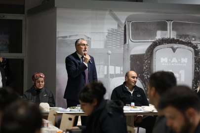 Bakan Işıkhan, işçilerle iftar yaptı