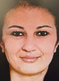 Yakınlarına mesaj attı, evinde bir kadınla ölü bulundu (2)