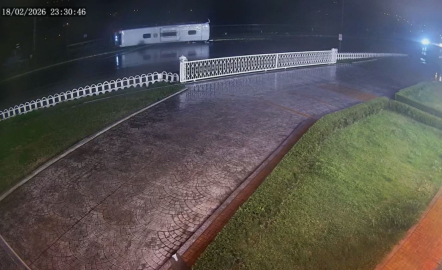 Yolcu otobüsünün yan yattığı kazanın görüntüleri ortaya çıktı