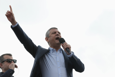 Özgür Özel: Siyasetçiyi başsavcı, sonra da o başsavcıyı tekrar siyasetçi yapmıştır