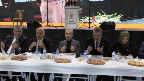 Bakan Uraloğlu: İran, Irak, Suriye, Lübnan ve Ürdün’e olan bütün uçuşları 2 Mart’a kadar iptal ettik (2)