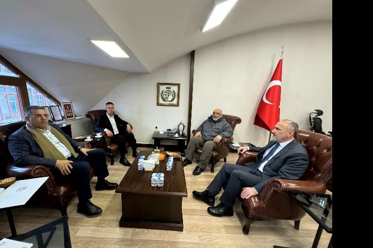 Filistin’in Ankara Büyükelçisi Mustafa, İHH’yı ziyaret etti