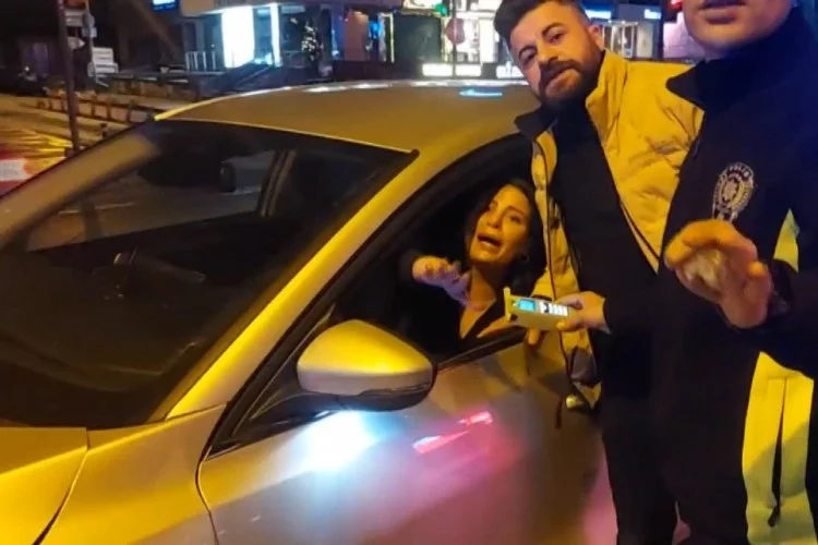 Kadıköy'de kaza yapan sürücü: Ben alkollü olduğumu kabul ediyorum, görüntü almayın