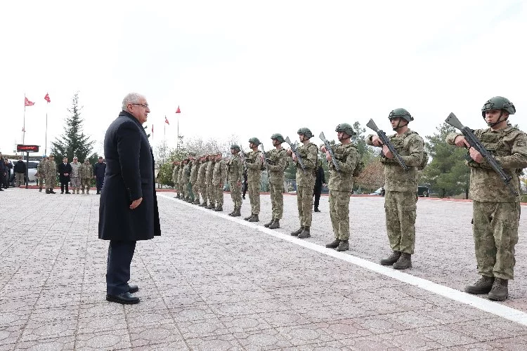 Bakan Güler, Şırnak'ta yaralı askerleri ziyaret etti (2)